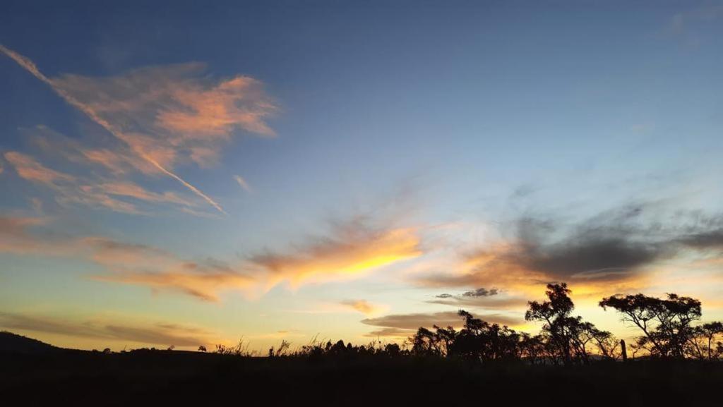 Pousada Por Do Sol Cunha Buitenkant foto
